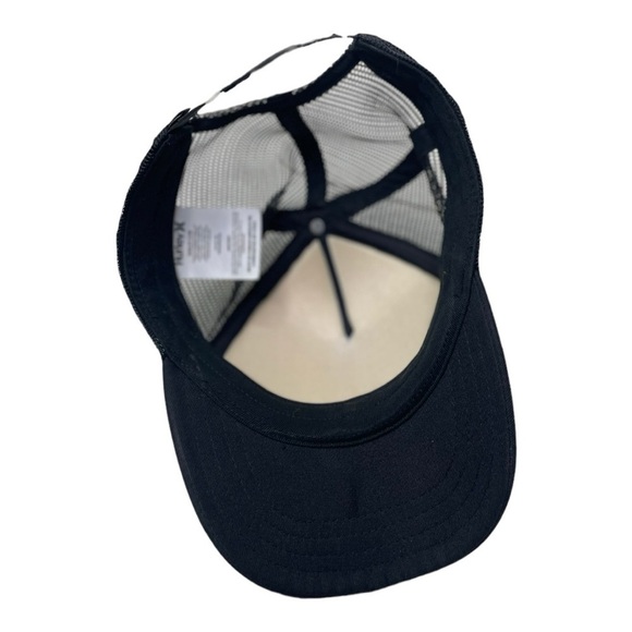 Hurley Men’s Graphic Mesh SnapBack Hat - Picture 6 of 6